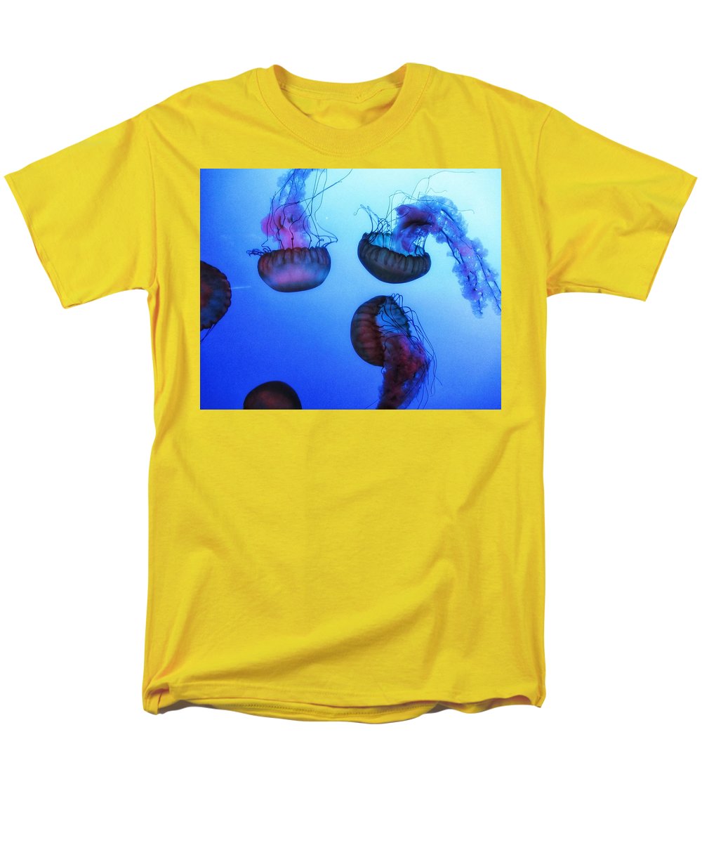 Jellyfish - Men's T-Shirt (Regular Fit)