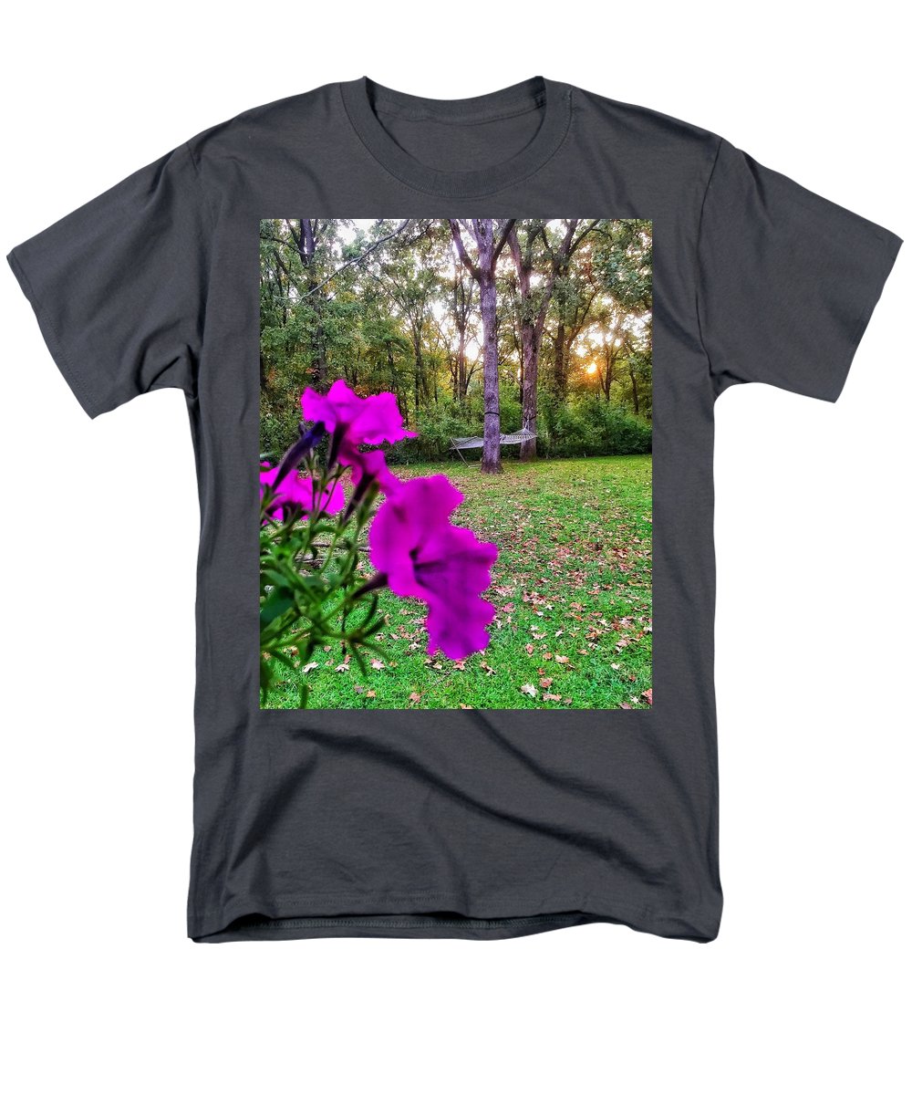 Backyard Bliss - Men's T-Shirt  (Regular Fit)