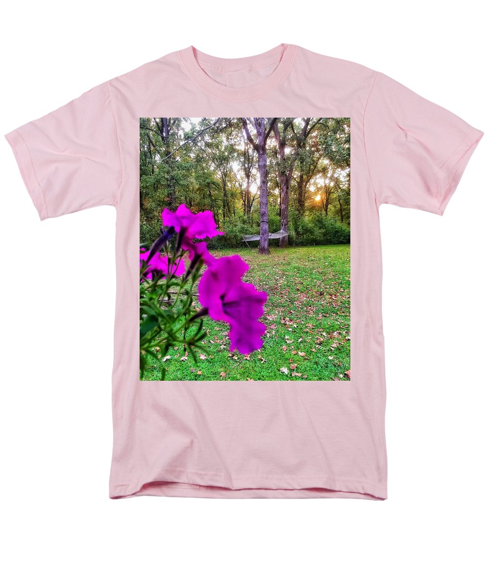 Backyard Bliss - Men's T-Shirt  (Regular Fit)