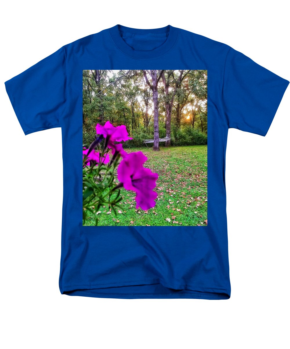 Backyard Bliss - Men's T-Shirt  (Regular Fit)