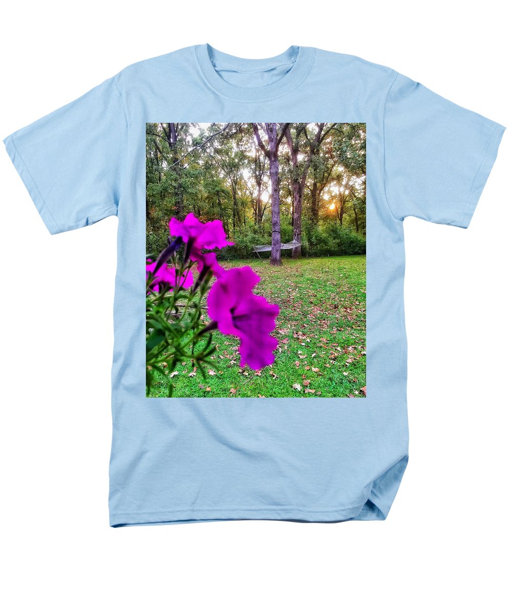 Backyard Bliss - Men's T-Shirt  (Regular Fit)