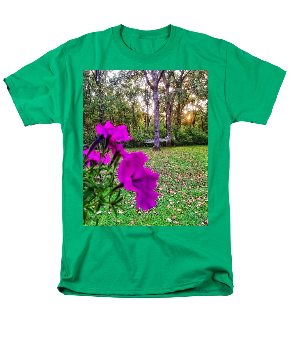 Backyard Bliss - Men's T-Shirt  (Regular Fit)