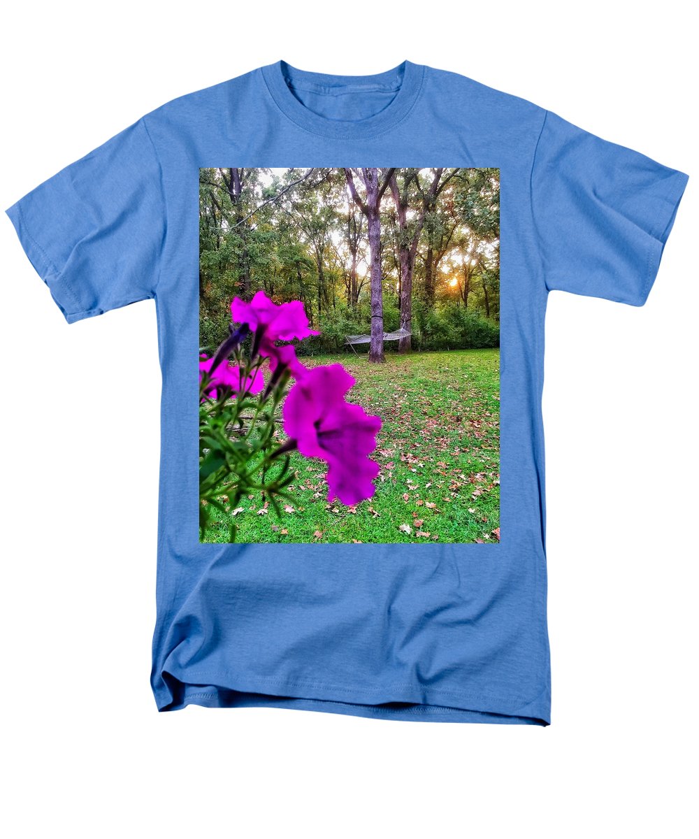 Backyard Bliss - Men's T-Shirt  (Regular Fit)