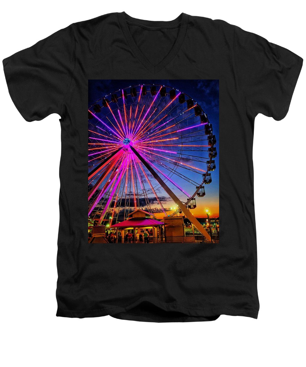 Branson Wheel - Men's V-Neck T-Shirt