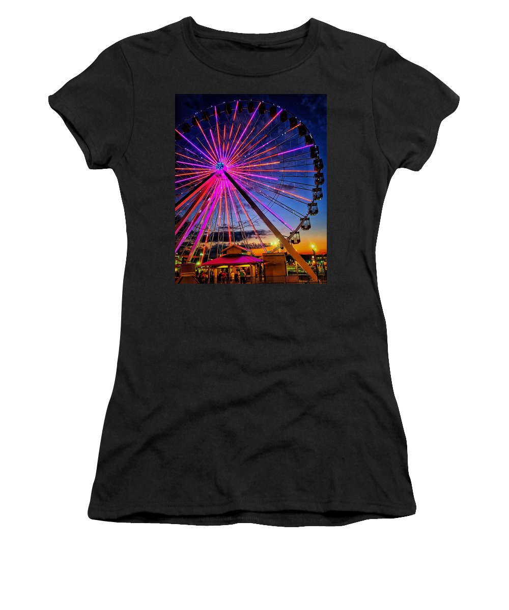 Branson Wheel - Women's T-Shirt