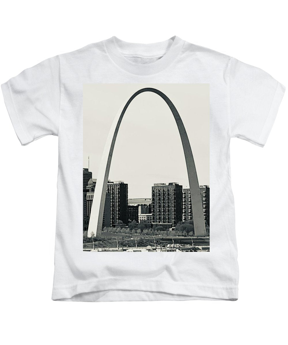 Driveby Shot of the Arch - Kids T-Shirt