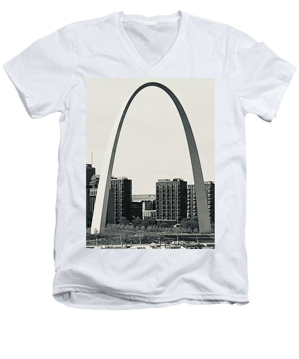 Driveby Shot of the Arch - Men's V-Neck T-Shirt