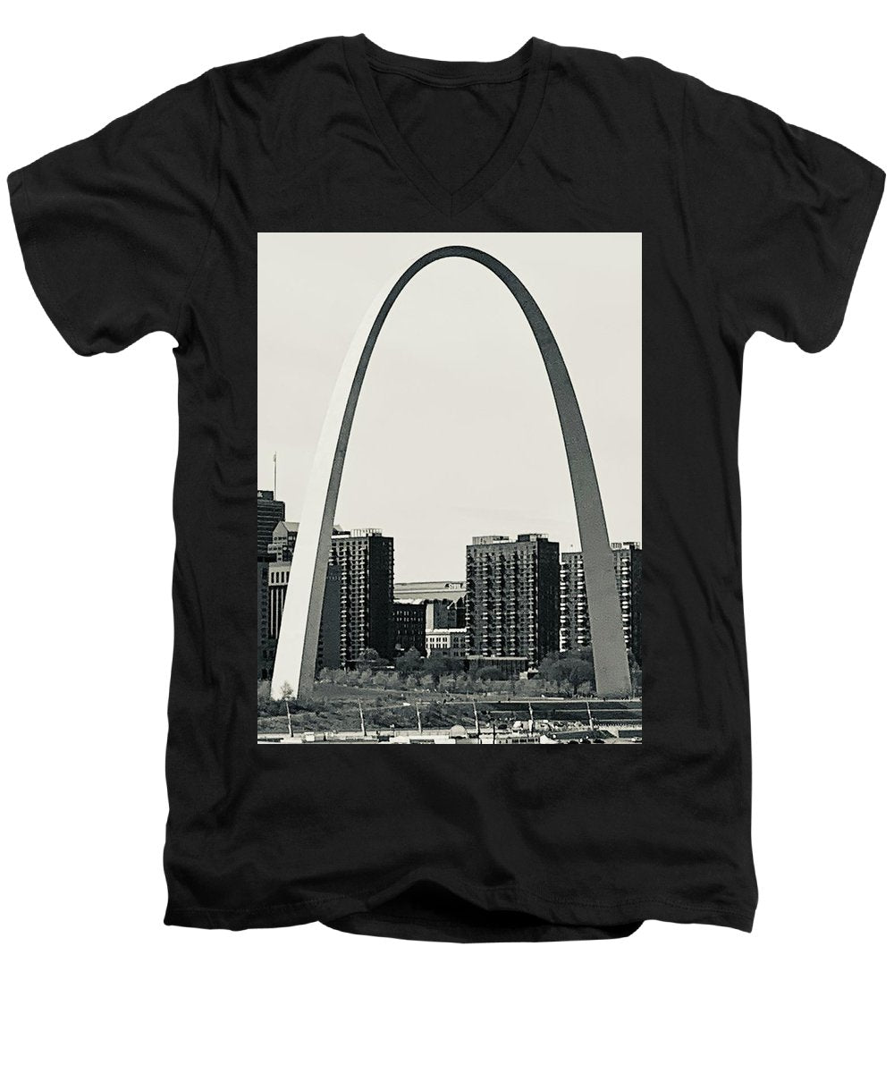 Driveby Shot of the Arch - Men's V-Neck T-Shirt