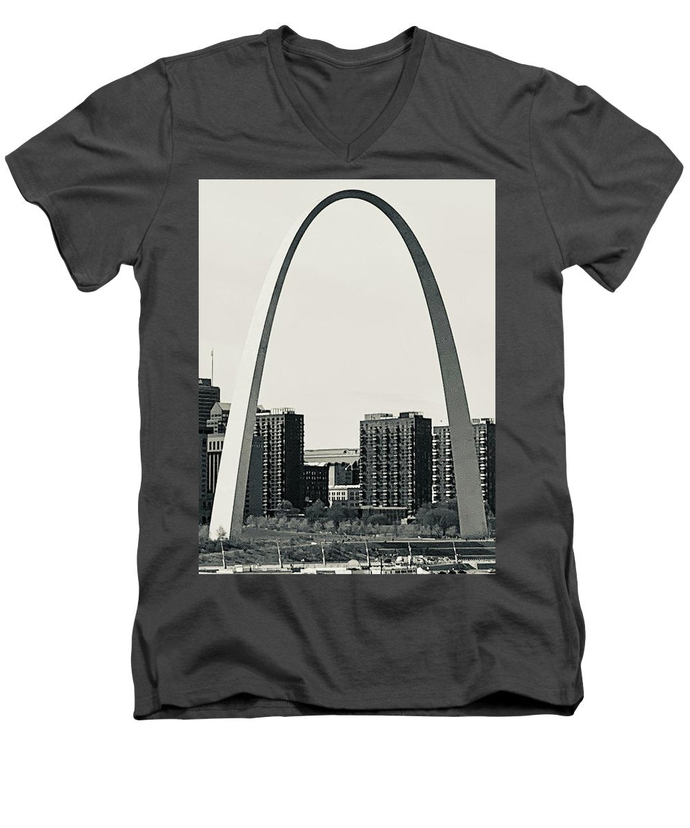 Driveby Shot of the Arch - Men's V-Neck T-Shirt