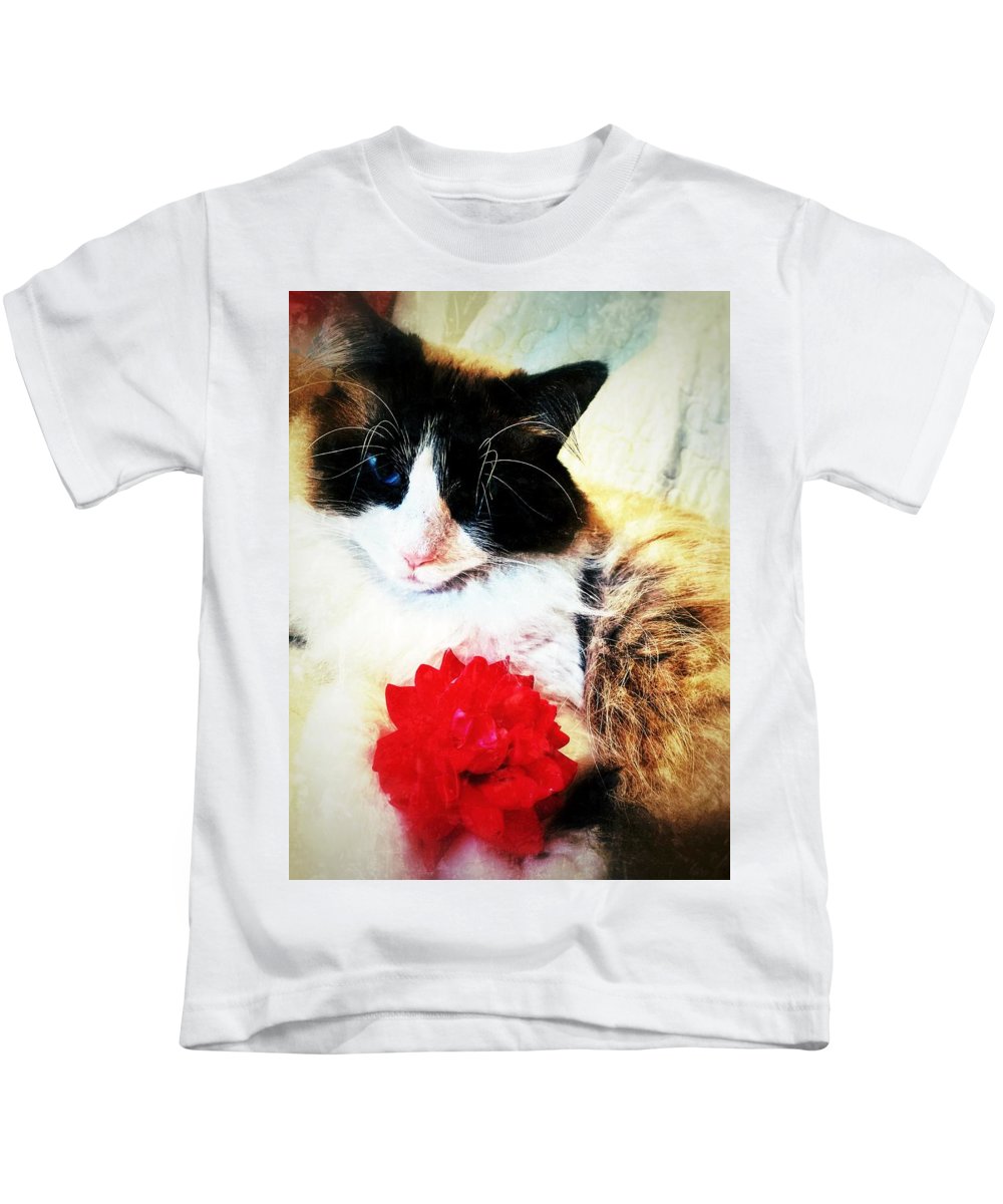 Fiona's Flower - Kids T-Shirt