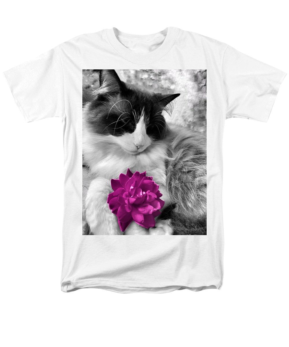 Fiona's Fuschia Flower - Men's T-Shirt  (Regular Fit)