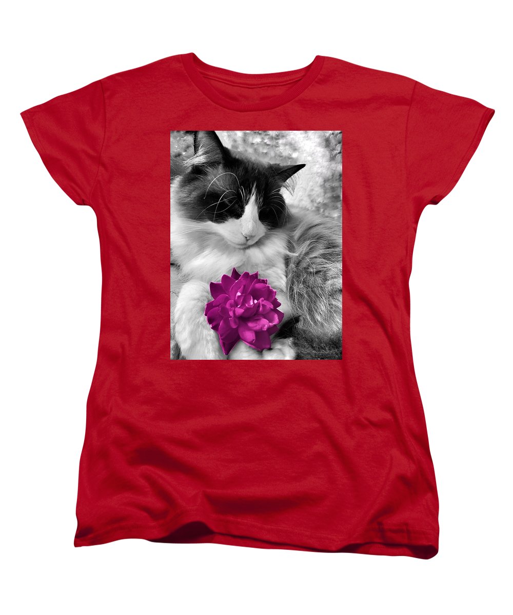 Fiona's Fuschia Flower - Women's T-Shirt (Standard Fit)