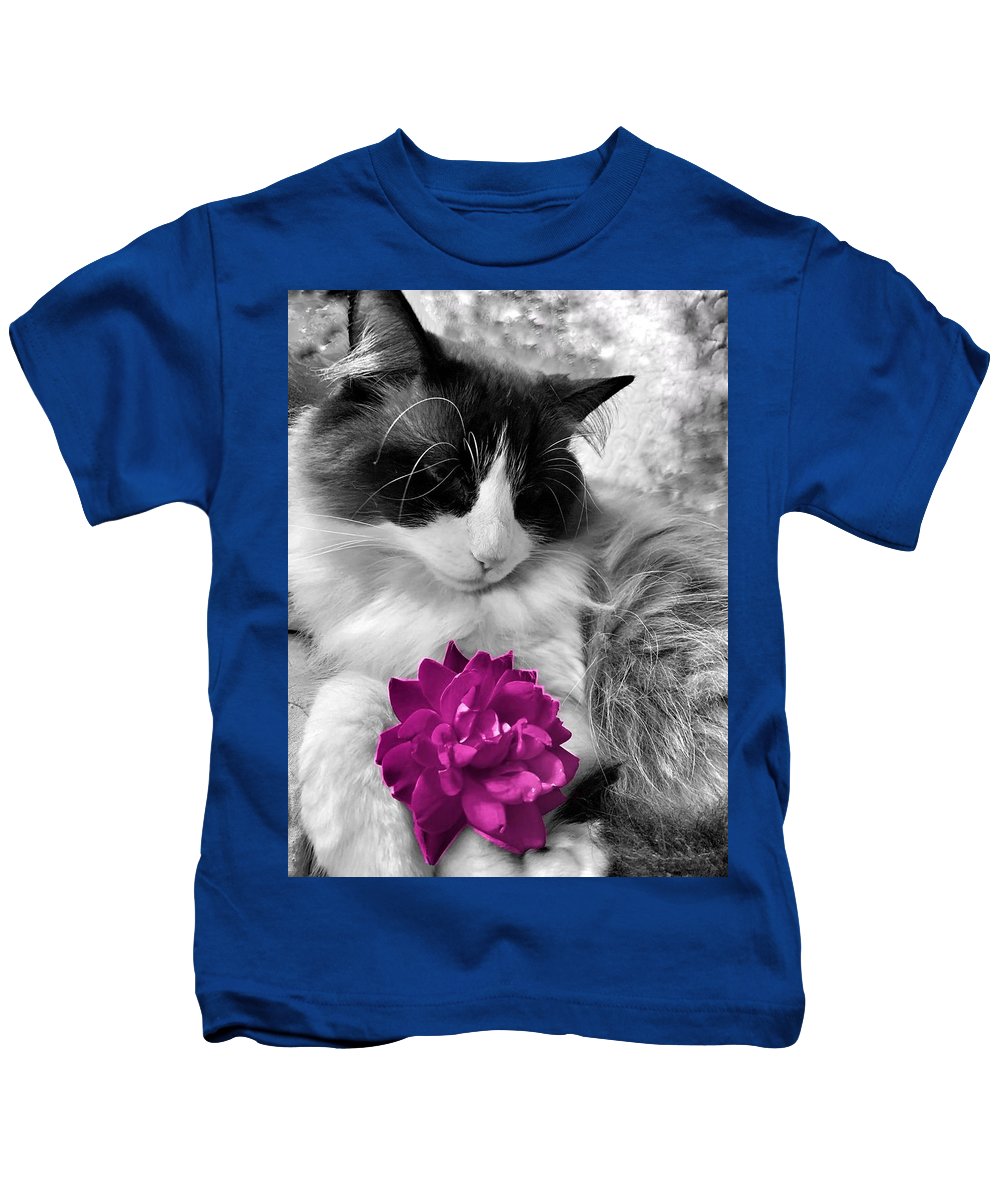 Fiona's Fuschia Flower - Kids T-Shirt