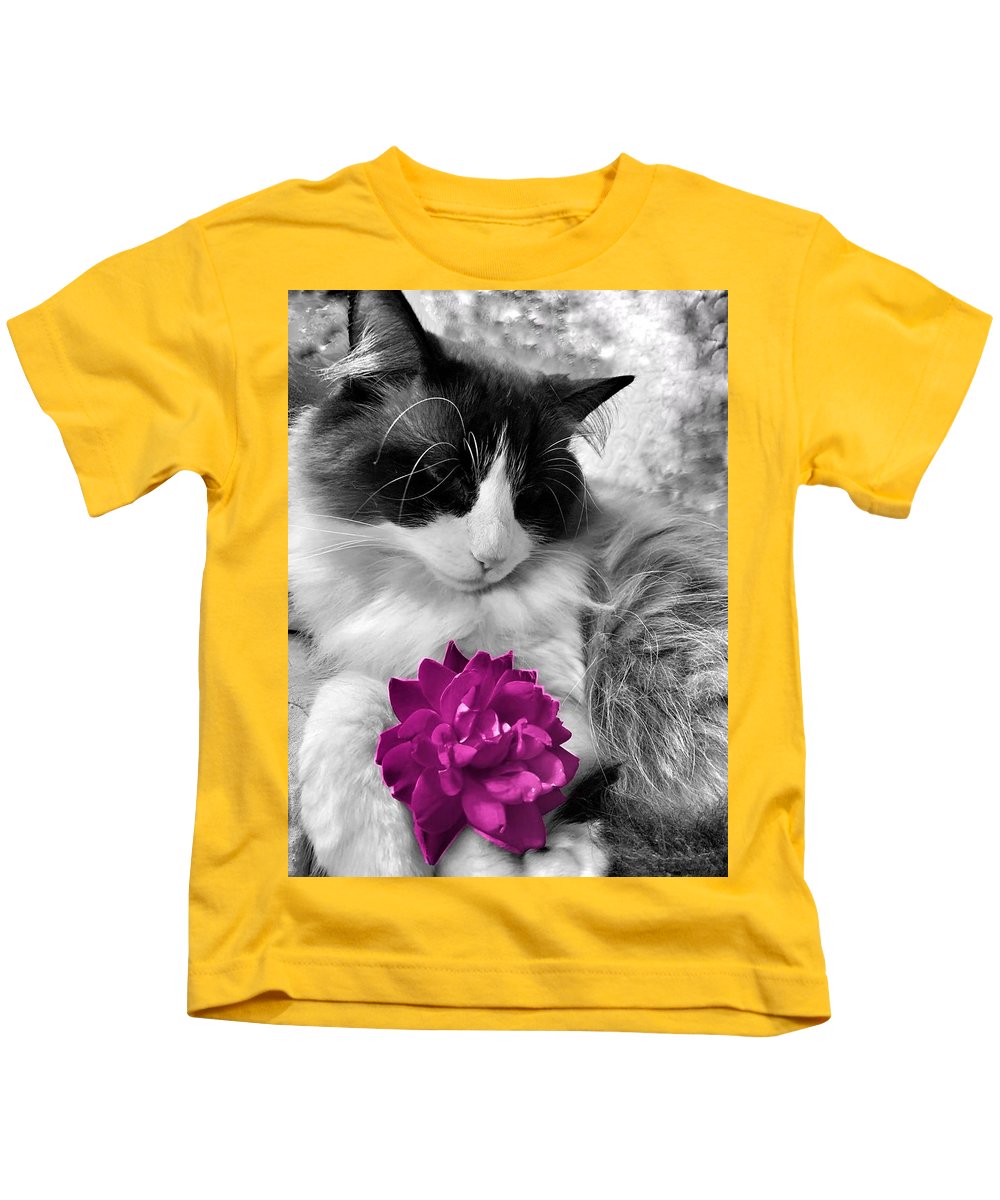 Fiona's Fuschia Flower - Kids T-Shirt