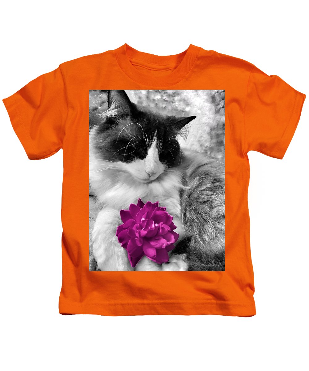 Fiona's Fuschia Flower - Kids T-Shirt