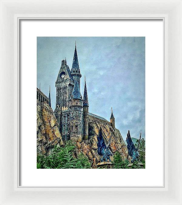 Hogwart's Castle - Framed Print