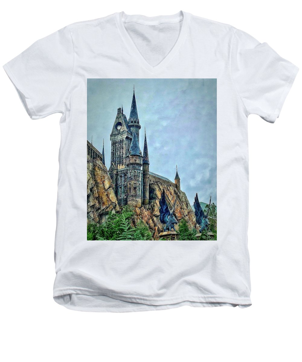 Hogwart's Castle - Men's V-Neck T-Shirt