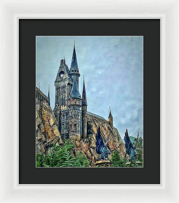 Hogwart's Castle - Framed Print