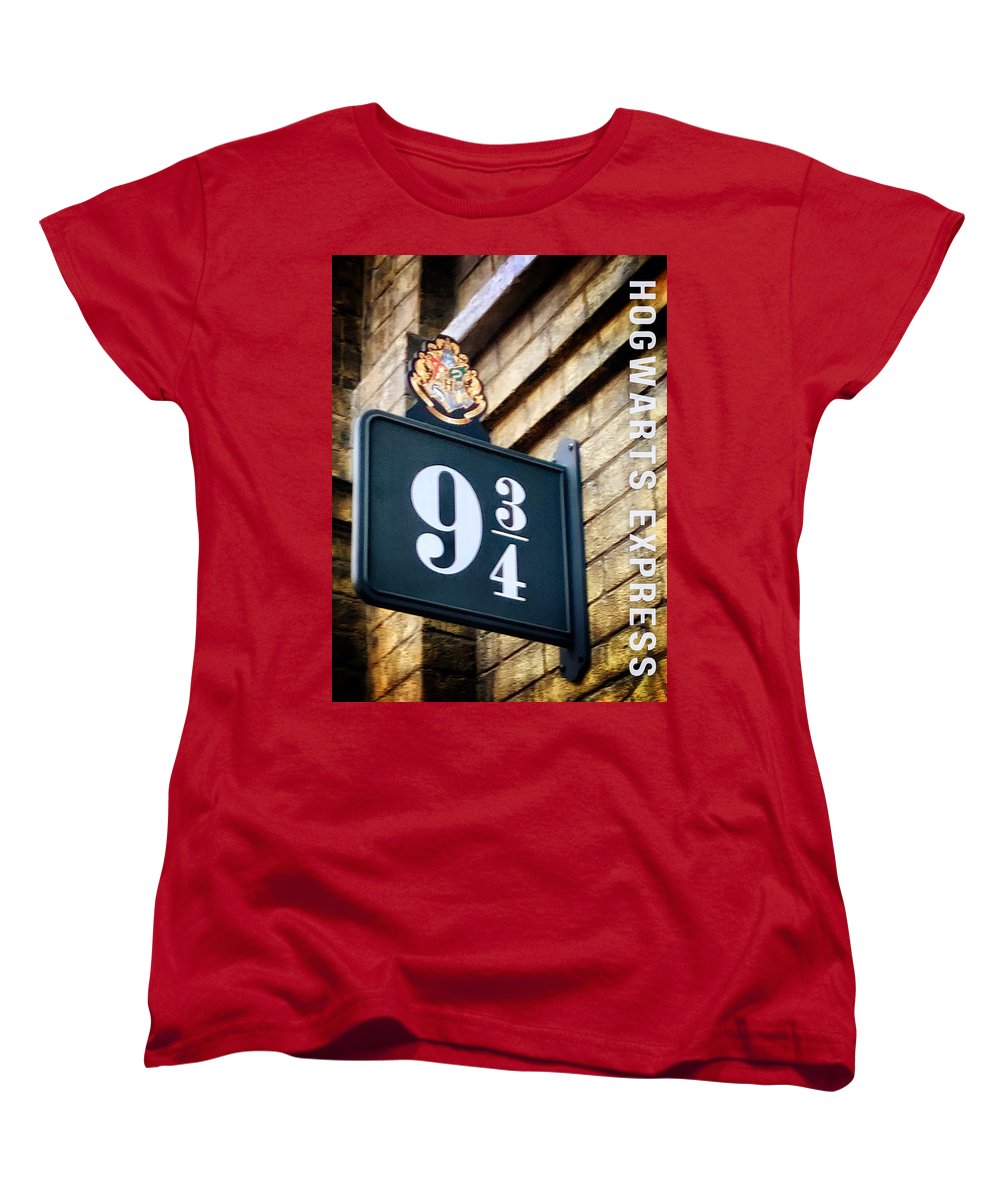 Hogwarts Express - Women's T-Shirt (Standard Fit)