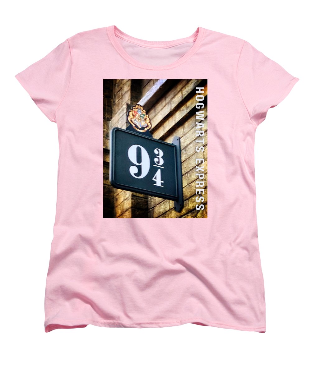 Hogwarts Express - Women's T-Shirt (Standard Fit)