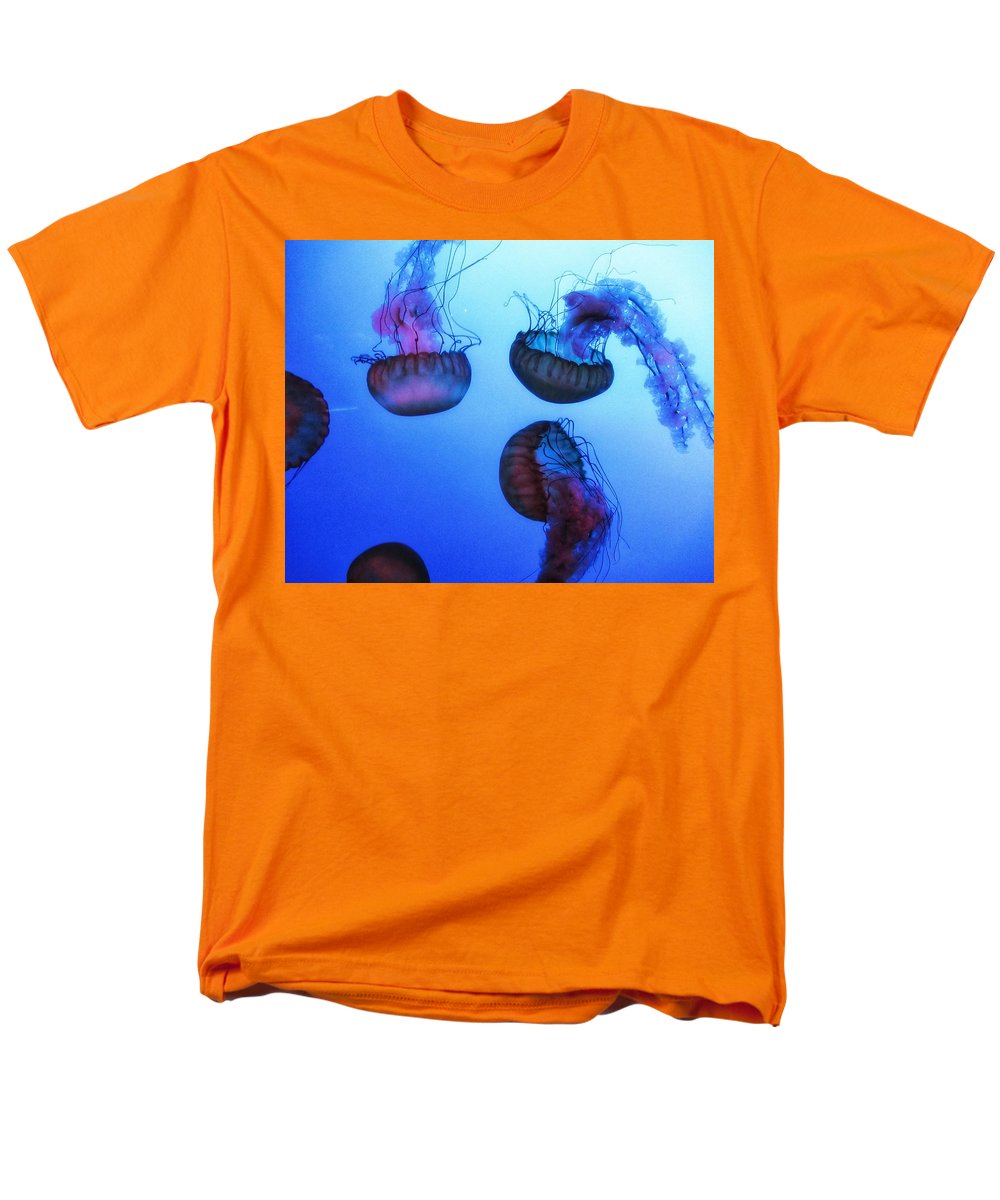 Jellyfish - Men's T-Shirt  (Regular Fit)