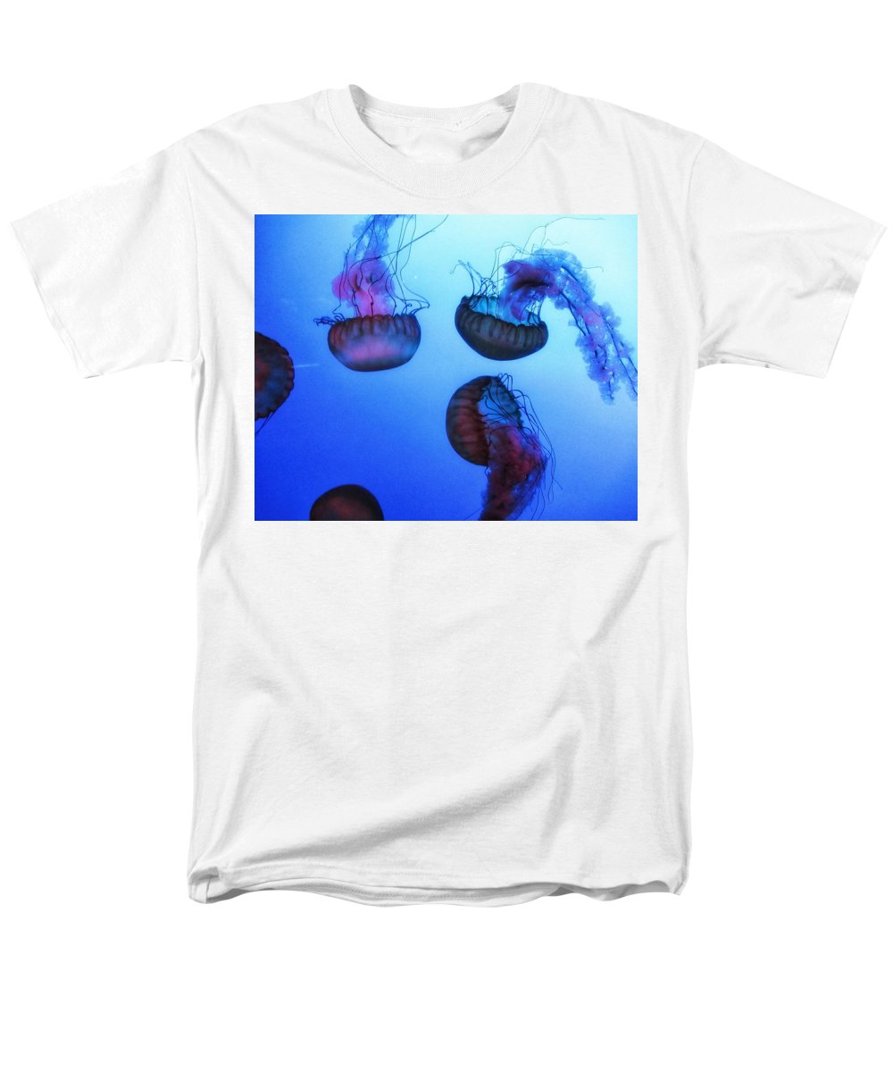 Jellyfish - Men's T-Shirt  (Regular Fit)