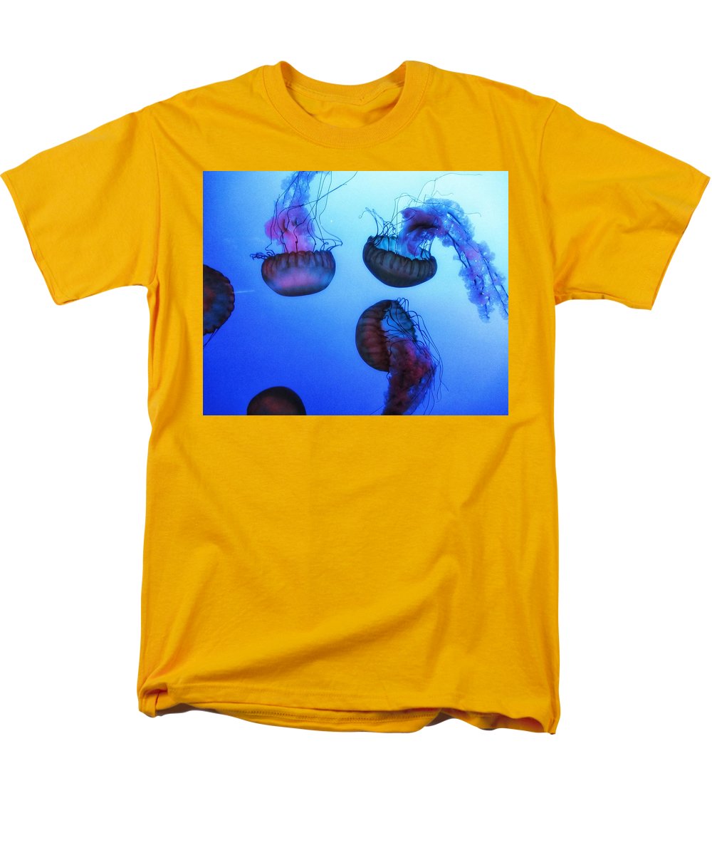 Jellyfish - Men's T-Shirt  (Regular Fit)