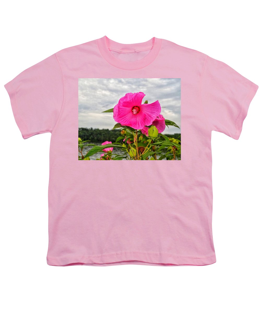 Lakeside Stunner - Youth T-Shirt