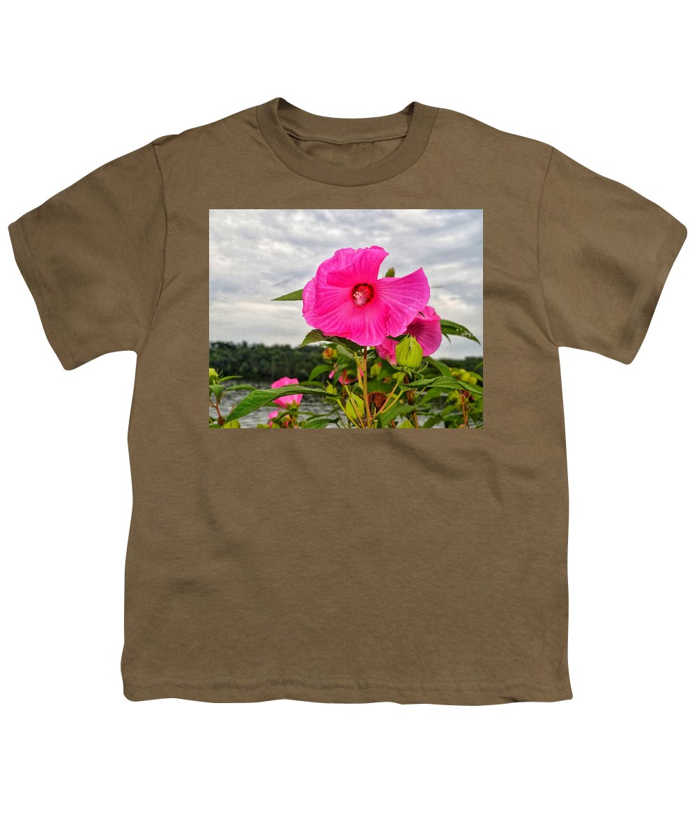 Lakeside Stunner - Youth T-Shirt