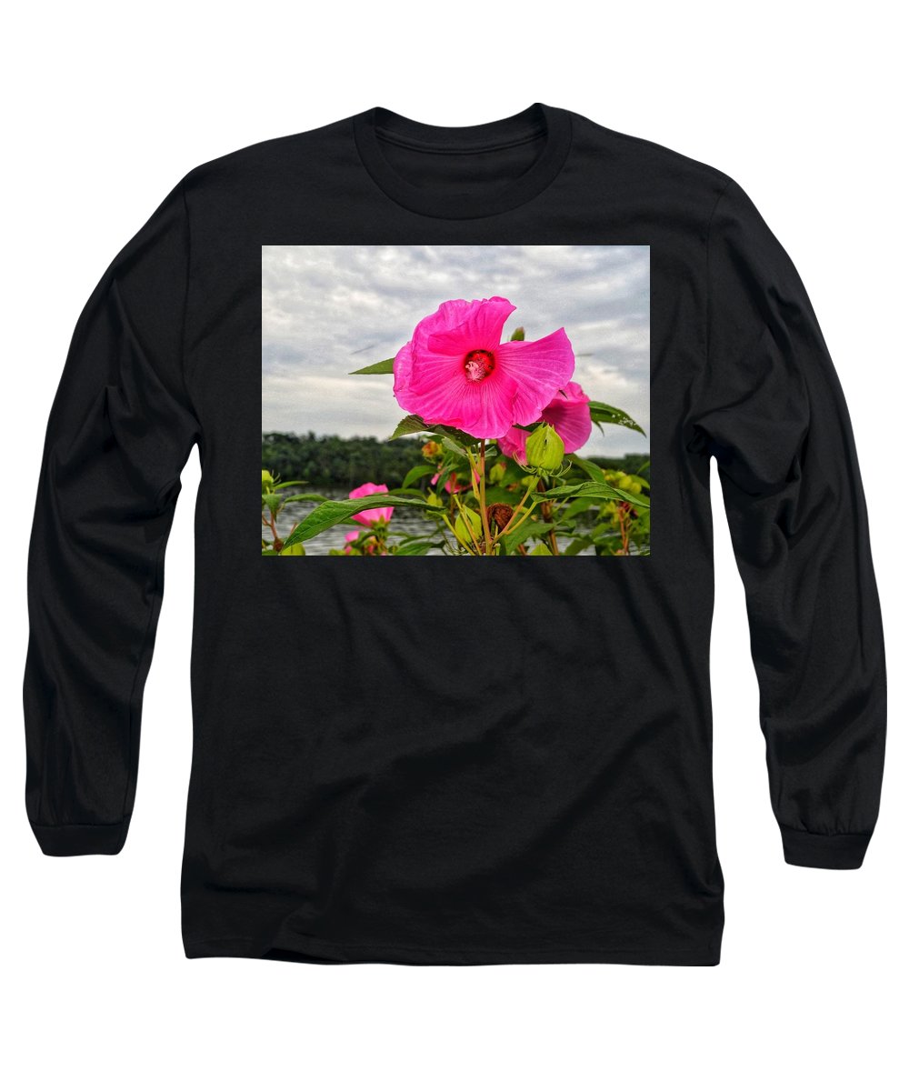 Lakeside Stunner - Long Sleeve T-Shirt