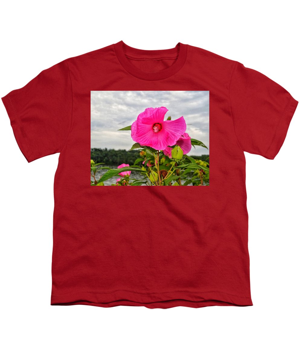 Lakeside Stunner - Youth T-Shirt