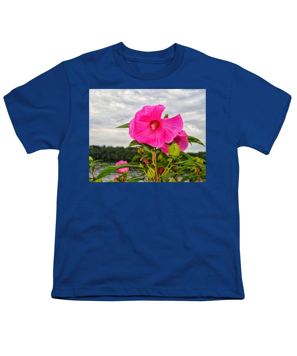 Lakeside Stunner - Youth T-Shirt