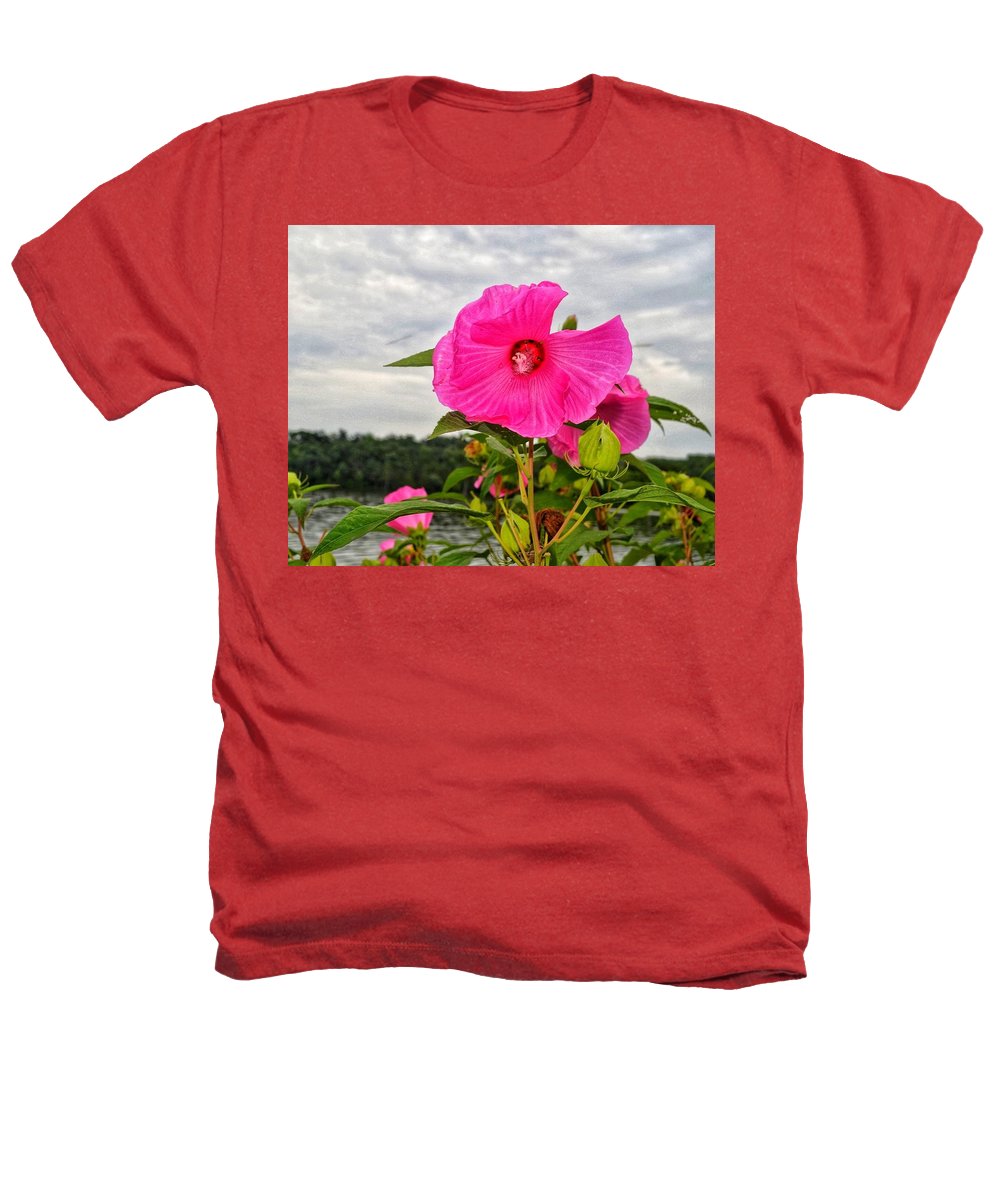Lakeside Stunner - Heathers T-Shirt