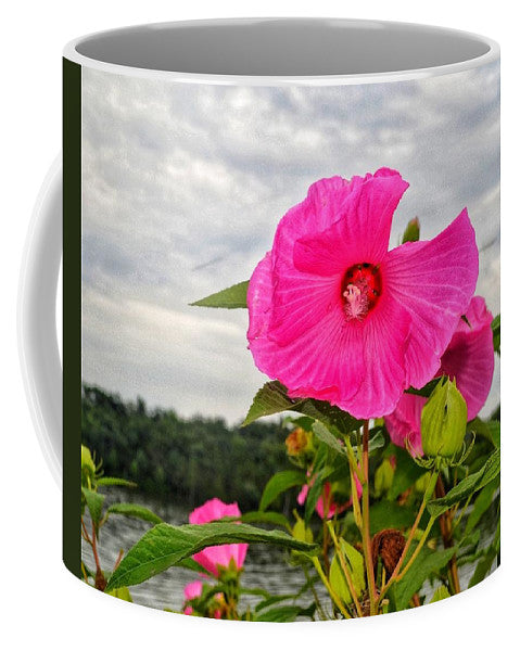 Lakeside Stunner - Mug