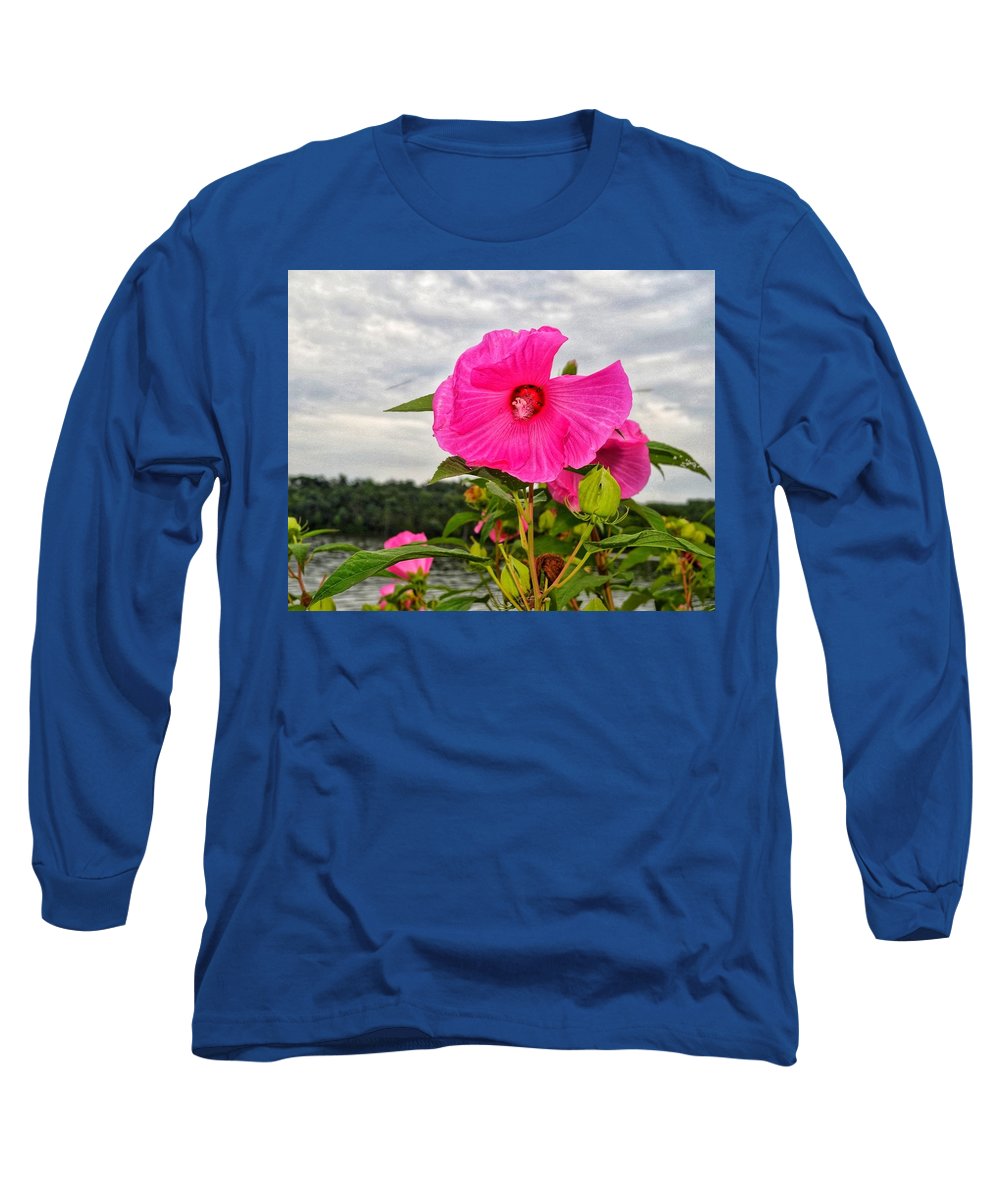 Lakeside Stunner - Long Sleeve T-Shirt