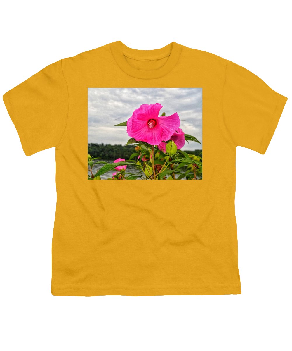 Lakeside Stunner - Youth T-Shirt