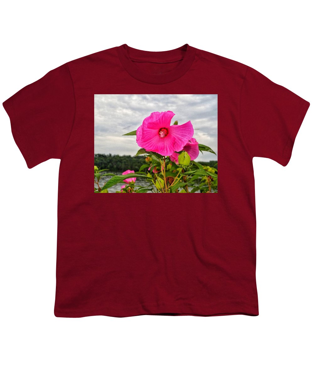 Lakeside Stunner - Youth T-Shirt