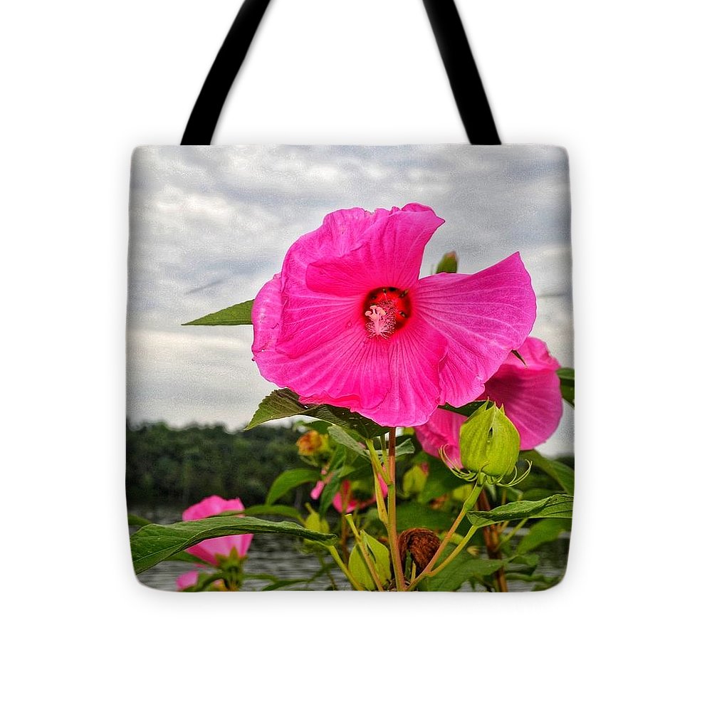 Lakeside Stunner - Tote Bag