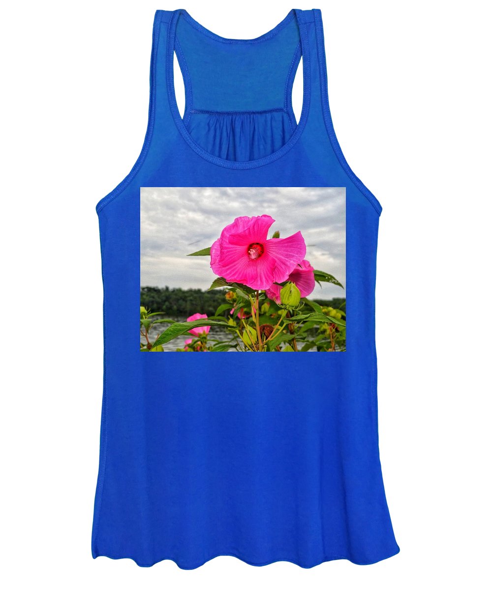 Lakeside Stunner - Women's Tank Top