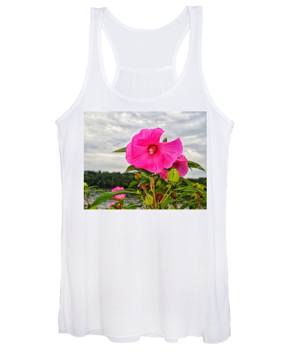 Lakeside Stunner - Women's Tank Top