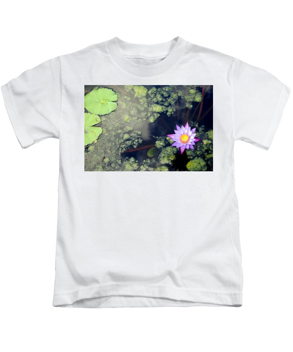 Lily Pad Pond - Kids T-Shirt