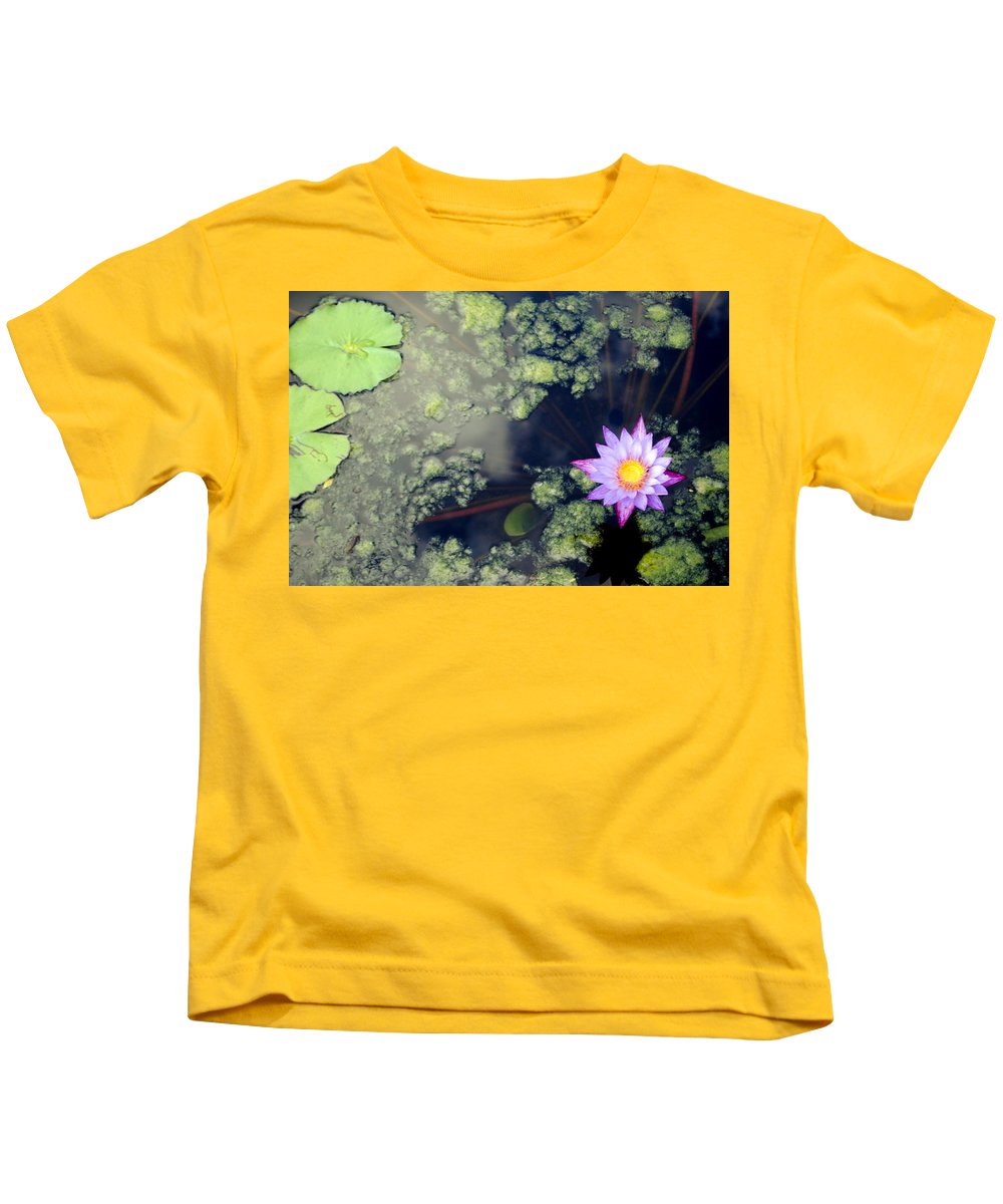 Lily Pad Pond - Kids T-Shirt