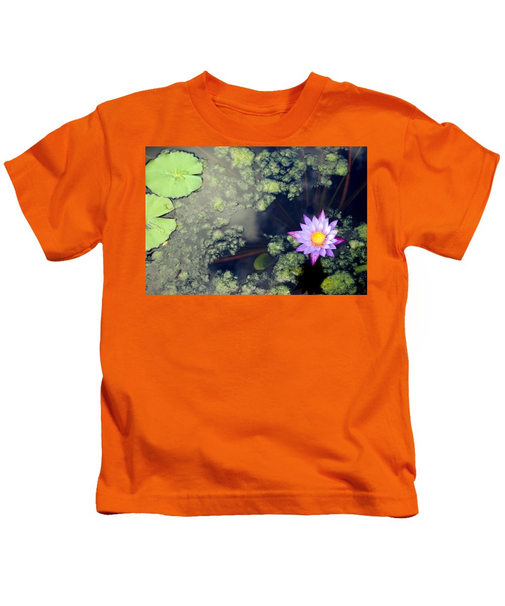 Lily Pad Pond - Kids T-Shirt