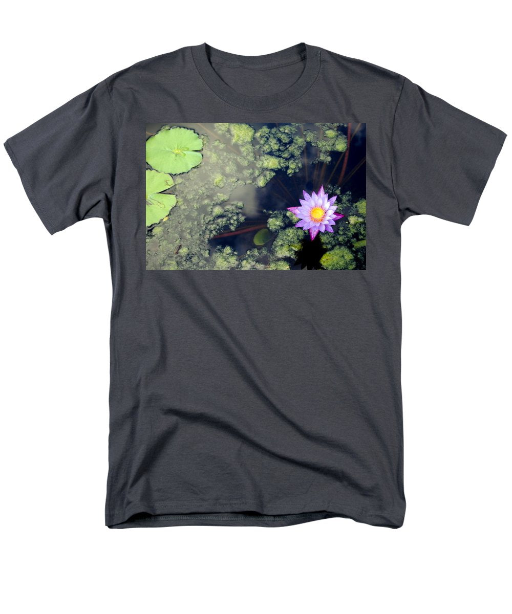 Lily Pad Pond - Men's T-Shirt  (Regular Fit)