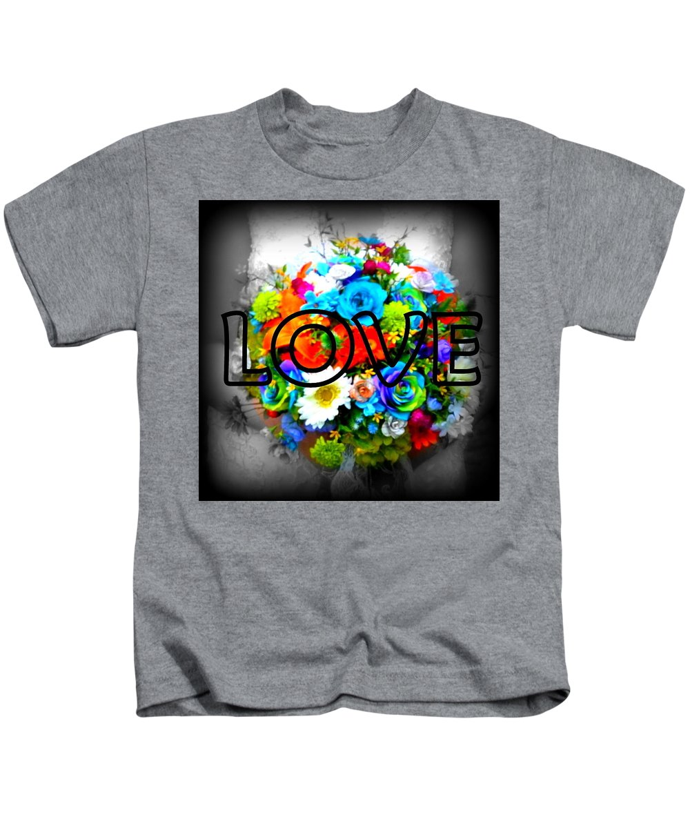 Love - Kids T-Shirt