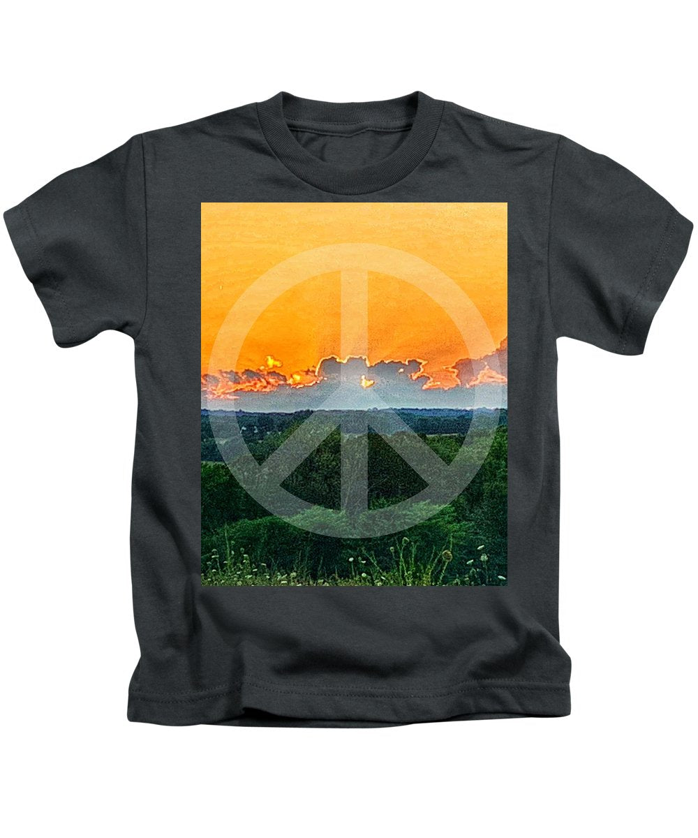 Peace on Earth  - Kids T-Shirt