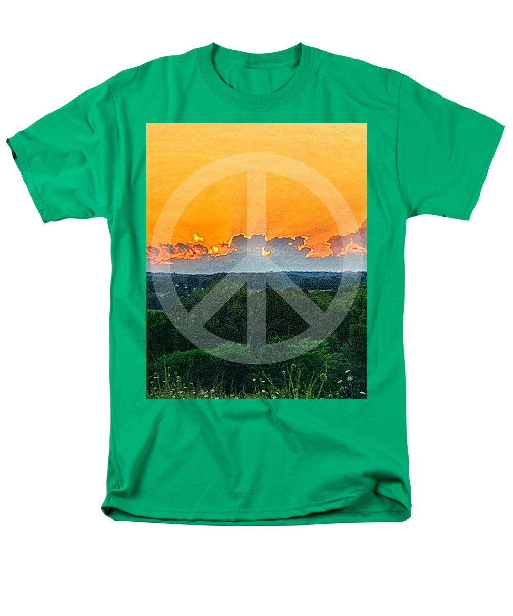 Peace on Earth  - Men's T-Shirt  (Regular Fit)