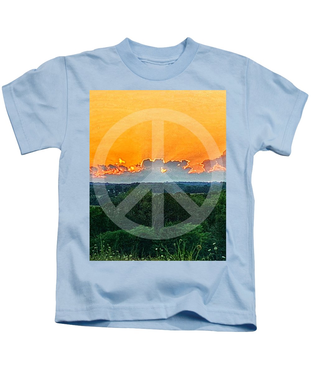 Peace on Earth  - Kids T-Shirt