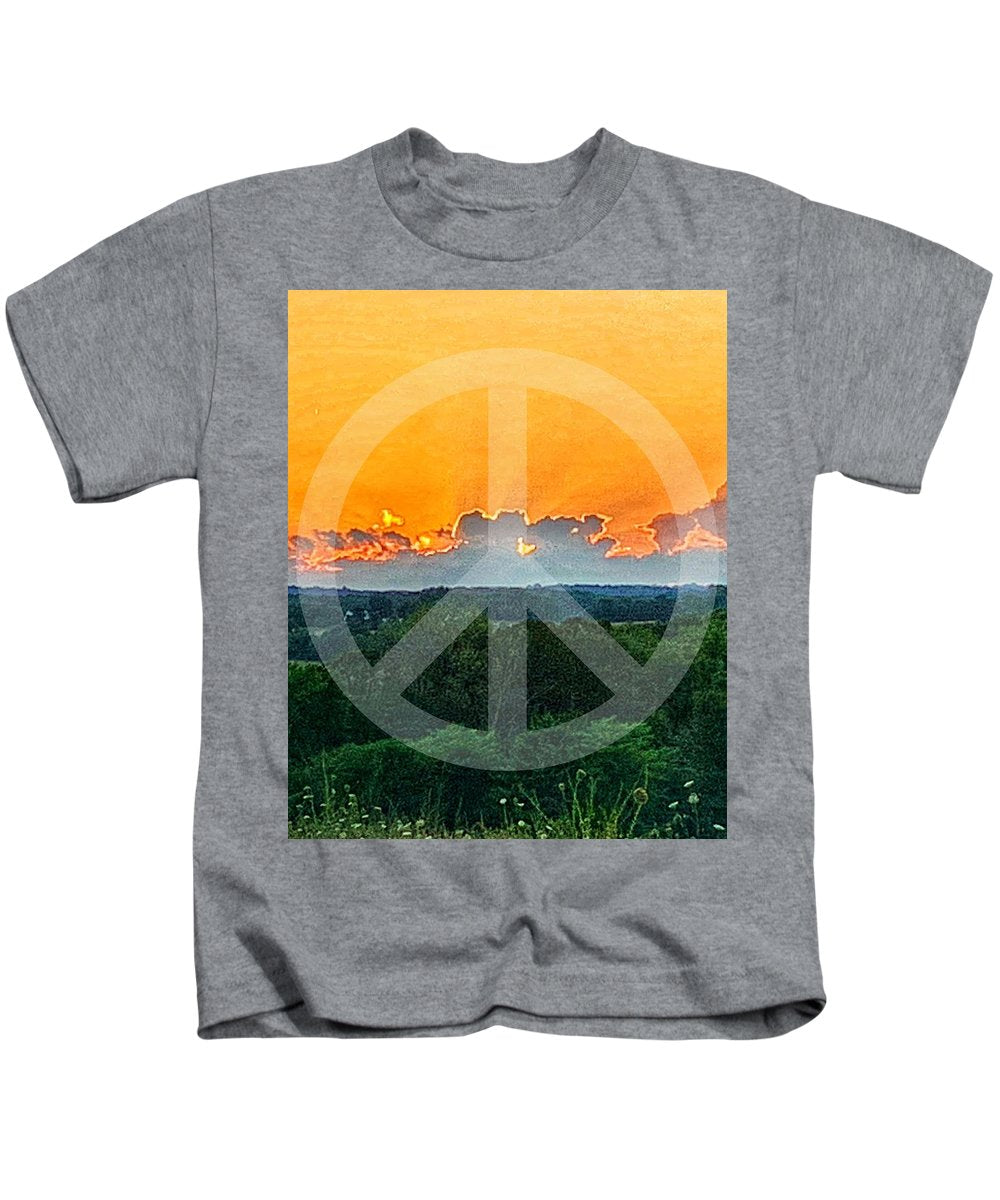 Peace on Earth  - Kids T-Shirt