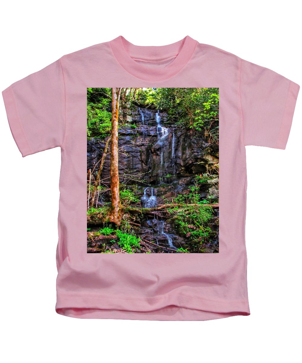 Roadside Treasure - Kids T-Shirt